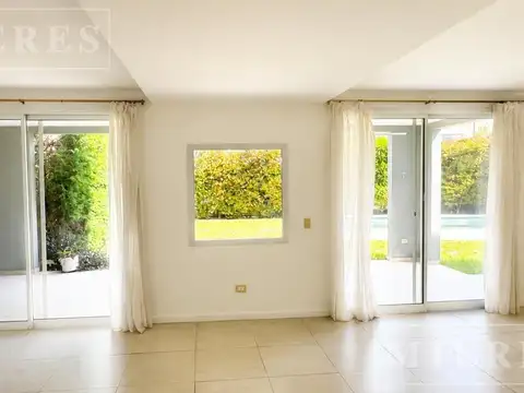 Casa en Alquiler al Sur