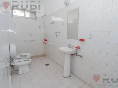 CASA EN VENTA EN BARRIO BRENTANA DE CIPOLLETTI