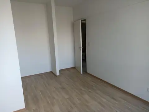Departamento en Alquiler en Villa del Parque, $ 1.300.000