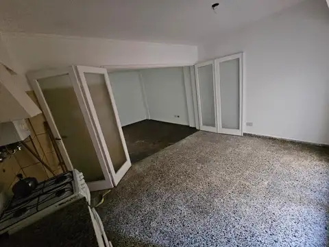 Departamento de dos dormi+patio centrico