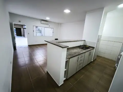 Depto Tipo Casa en Venta de 2 ambientes