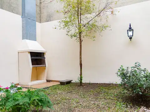 Depto Tipo Casa en Venta 15 años