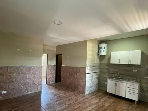 DEPARTAMENTO 3 AMBIENTES EN ALQUILER – VILLA INSUPERABLE – LOMAS DEL MIRADOR – AL FRENTE