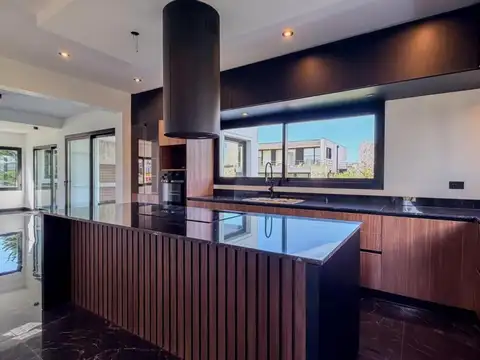 Casa en Venta en Mar del Plata, USD 550.000