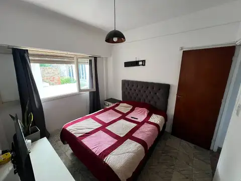 Depto Tipo Casa en Venta 47 años