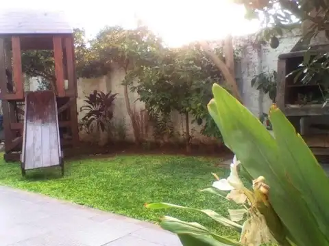 Casa en Venta en Lomas De Zamora, USD 250.000