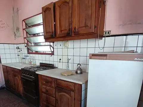 Venta casa 3 AMBIENTES +casita Remedios de Escalda