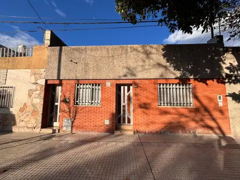 Casa en Barrio Industrial