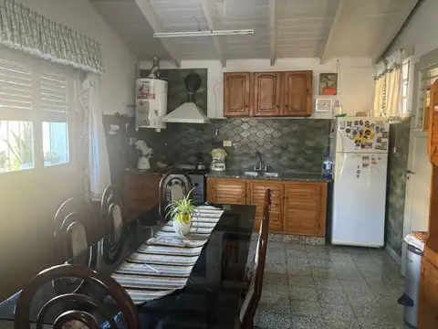 Casa en Venta en Berazategui Oeste, USD 120.000