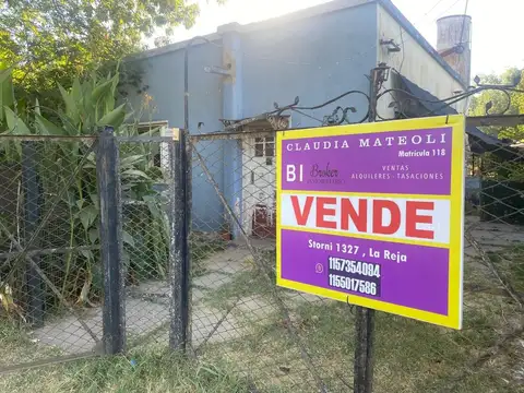 SE ESCUCHA OFERTA Ubicada en  Mariano Moreno y Piovano