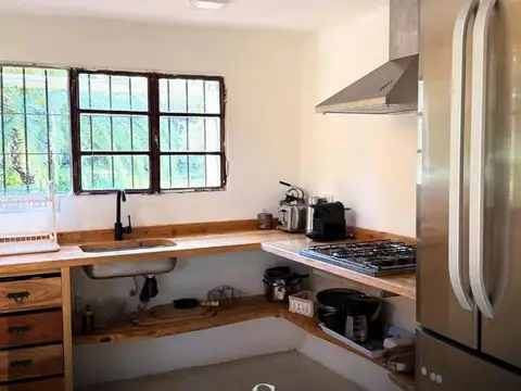 Casa 5 ambientes con 2 baños