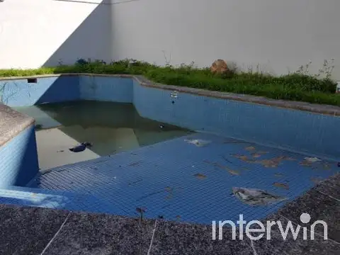 Av de los Incas al 3500