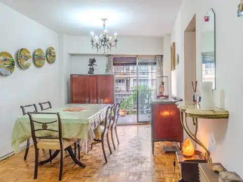 Mario Bravo 1100, Piso 2