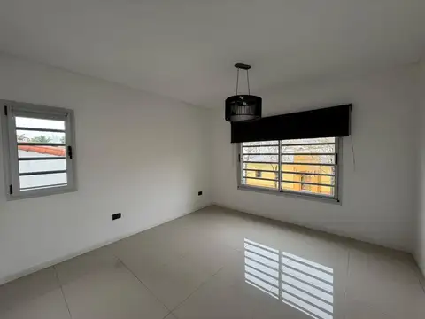 Depto Tipo Casa en Alquiler 8 años