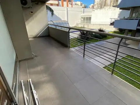 Departamento en Alquiler en Parque Chacabuco, $ 1.500.000