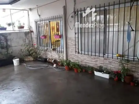 CASA EN VENTA, LONGCHAMPS