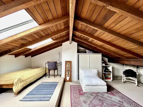 Casa 5 ambientes con 1 baño