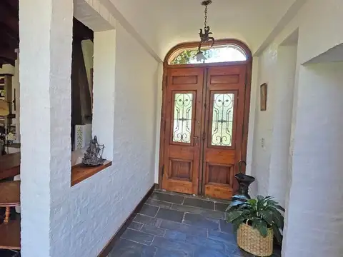 Casa 6 ambientes con 3 baños