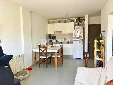 Departamento en Alquiler en Cipolletti, $ 1.000.000