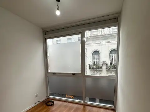 Bartolomé Mitre 2000, Piso 3