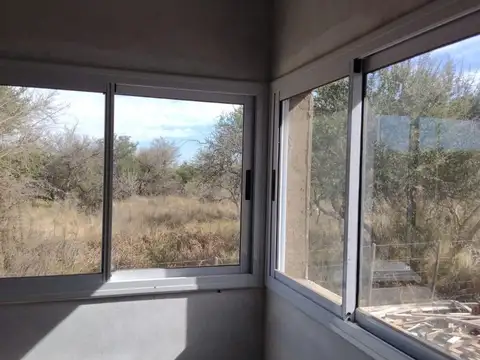 Casa 3 ambientes con 2 baños