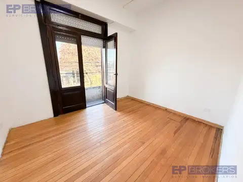 Depto Tipo Casa en Alquiler de 4 dormitorios
