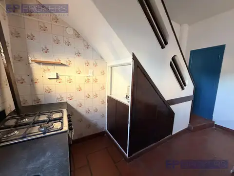 Depto Tipo Casa 5 ambientes con 1 baño