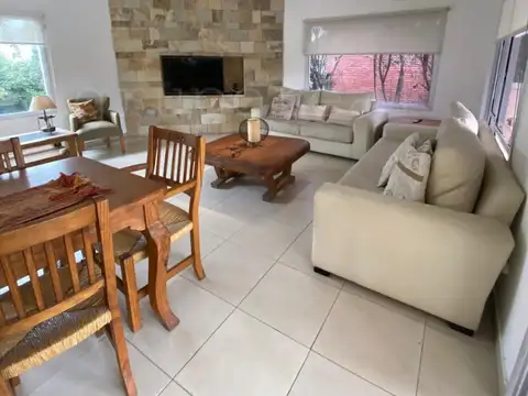 Casa en Venta en El Rocio, USD 260.000