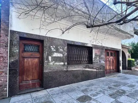 VENTA - CASA 4 AMB. - FONDO + DTO. - RAMOS MEJIA