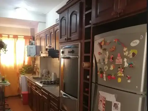 Departamento 4 ambientes con 2 baños