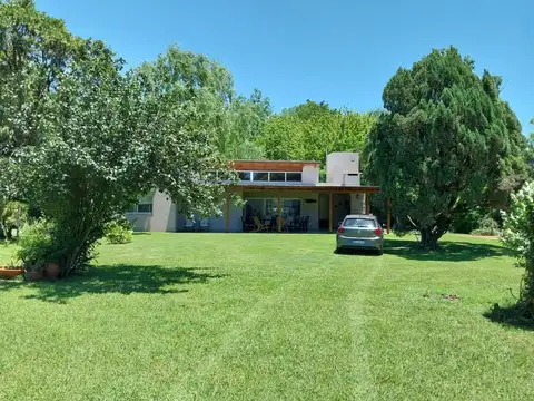 Ayres de Campos Barrio cerrado Roldan - sobre Ruta 9