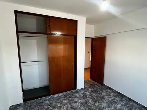 ALQUILER - Dpto 3 amb con balcon SIN EXPENSAS - COCHERA OPCIONAL