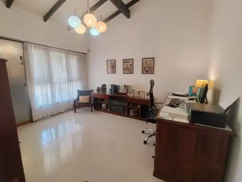 Casa en Venta en Bernal, USD 230.000
