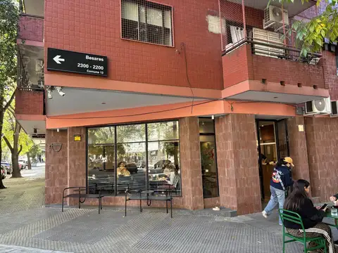 Besares al 2200