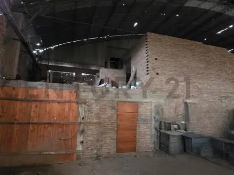EN VENTA GALPÓN CON OFICINAS - GENERAL ROCA - CÓRDOBA