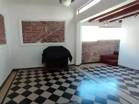 Depto Tipo Casa en Venta de 4 dormitorios