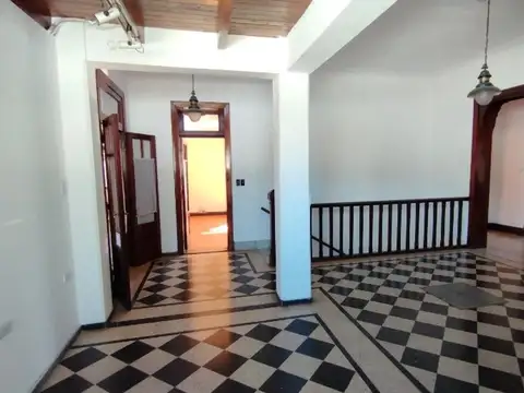 Depto Tipo Casa en Venta de 5 ambientes