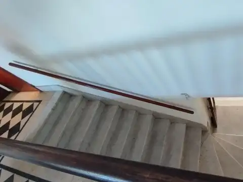 Depto Tipo Casa en Venta 50 años