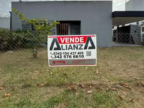 Blvd. Las Palmeras 100