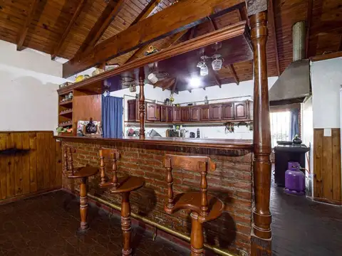 Venta Quinta 13  ambientes en San Vicente