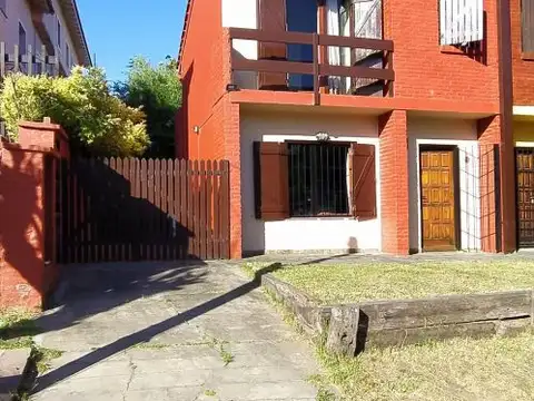 Venta 4 Amb + 2 baños  c/ patio c/ parrilla, espacio cochera! Oport 