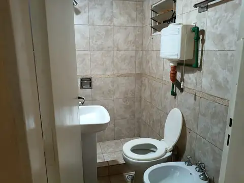 Depto Tipo Casa 2 ambientes con 1 baño