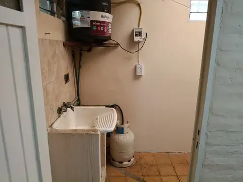 Depto Tipo Casa en Alquiler en Lanús Oeste, $ 390.000