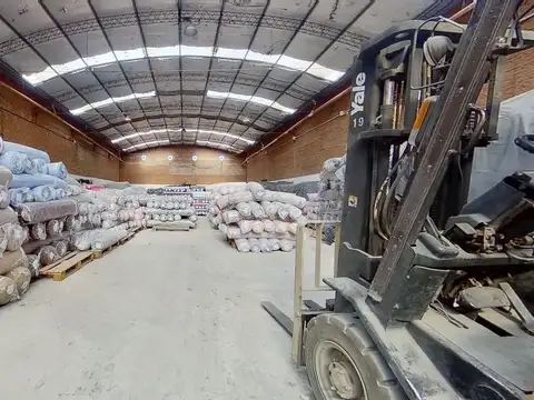 VENTA GALPÓN SIN COLUMNAS EN SARANDI AVELLANEDA