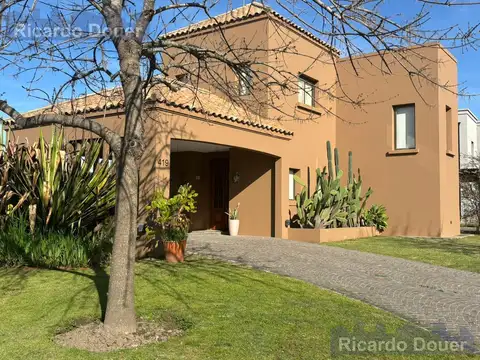 Casa en Alquiler de 3 dormitorios