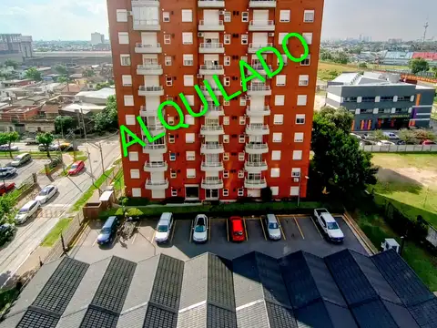 DEPARTAMENTO AL FRENTE