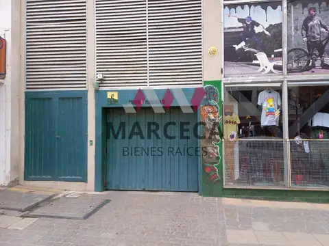Venta de cochera edificio torres del solar, centro de neuquen