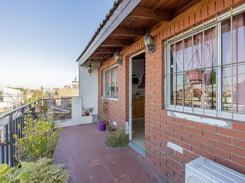 Depto Tipo Casa en Venta de 4 ambientes