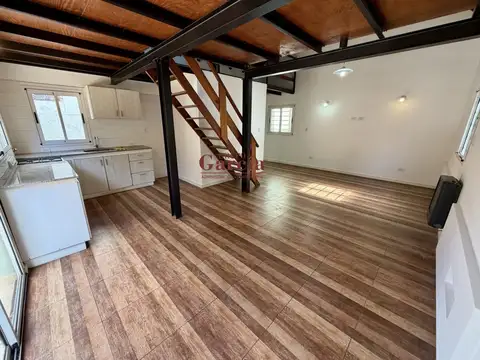 Depto Tipo Casa en Alquiler al Sureste