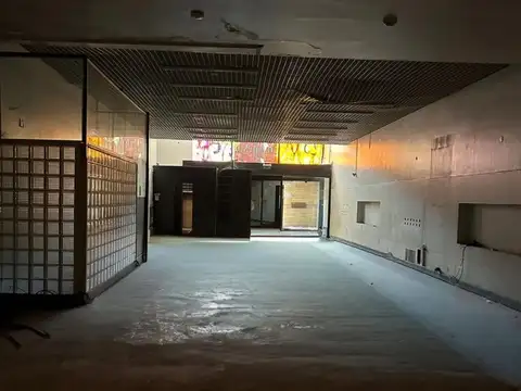 Local en Venta 60 años